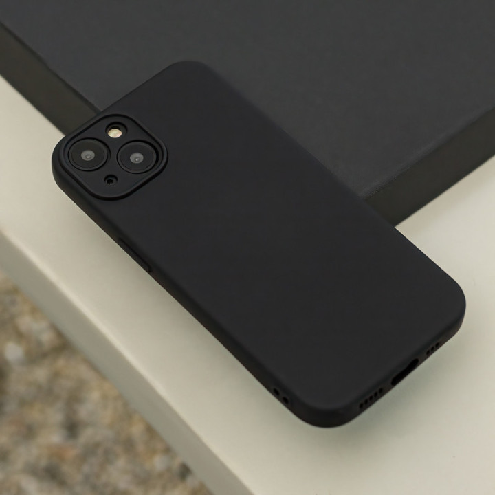 Silicon ovitek za Apple iPhone 16 Pro črn
