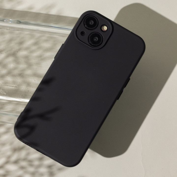 Silicon ovitek za Apple iPhone 16 Pro črn